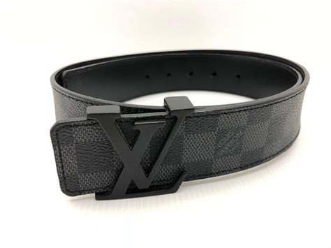 Louis Vuitton Belt .